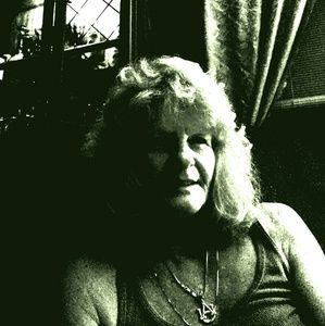 Meet your Posher, Jeanette